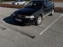 2x Audi A4B5 1.6л 74кВт механика