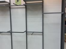 Kaupluse riiul/riidepoe seinamoodul 60x270cm