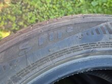 225/50/17 suverehvid