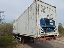 Прицеп с морским контейнером