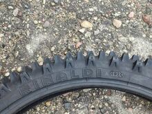 Krossirehv Rinaldi 80/100 R21. UUS