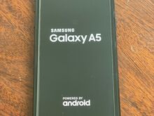 Samsung Galaxy A5 520F 2017 32 GB + laadija
