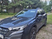 Subaru Outback Limited 2.5