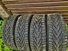 215/60/17” Nokian lamellrehvid