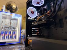 Vesijahutusega mänguriarvuti (6-tuumaline) Ryzen
