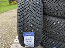 225/55R17 Sailun IceBlazer Spike 101T XL naast