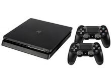 Sony PS4 Slim +2 pulti + 2 CD PlayStation 4