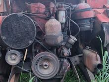 Traktor T-16