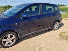 TOYOTA COROLLA VERSO