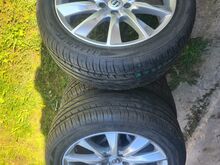 Volvo valuveljed 245/45R18 suverehvidega