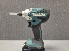 Ударный шуруповёрт Makita DTD156
