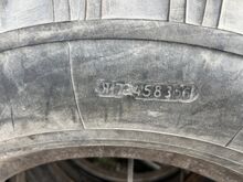 Грузовик ЗИЛ 130 новые шины 2 шт.