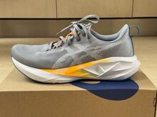 Asics Novablast 5 tossud 46 (45 jalale)