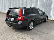 Volvo V70 Momentum 2.0 R5 D3 120kW, JÄRELMAKS!