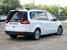 Ford Galaxy 7-Kohaline, Solar esiklaas