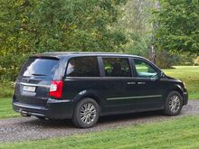 Lancia Voyager Platinum 2.8D 130kw 2015