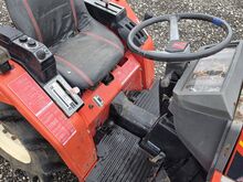 Jaapani minitraktor YANMAR F145