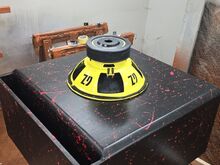 Ground Zero GZRW 15XSPL + kast 31hz