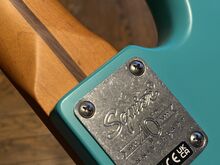 Squier 40th Anniversary Jazz basskitarr