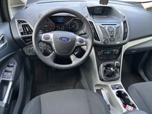 Ford Crand C-Max Titanium 7-kohta