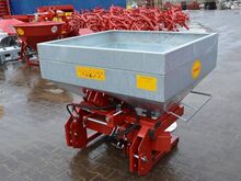 Разбрасыватель удобрений Jar-Met 2-дисковый 600-1000 л 10-21 м
