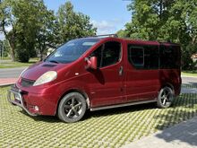 Opel Vivaro Tour