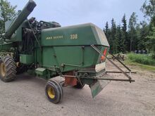 Джон Дир 330