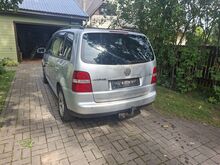 Volkswagen Touran 2.0d 100kw.