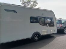 Kaasaegne Briti haagissuvila Coachman VIP 460/2