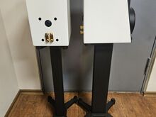 Infinity Modulus high-end riiulikõlarid