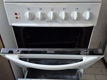 ELECTROLUX elektripliit