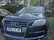 Ауди Q7