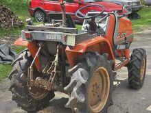 Kubota väiketraktor
