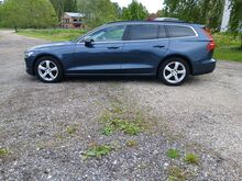 Volvo V60 2022