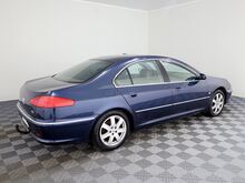 Peugeot 607