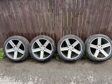22” KMC veljed koos Roadx rehvidega