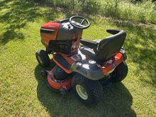 Murutraktor Husqvarna YTH24V48