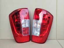 Nissan Navara tagatuled