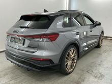 Audi Q4 e-tron S-LINE 4WD 50 EDITION ONE GREY 220