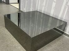 Suur läikiv boks 61x61x21cm