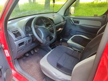 Peugeot partner.1,9d.51kw.2001a.Üv.03.2027.