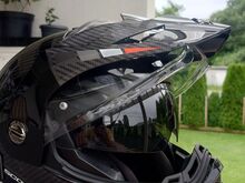 ADV kiiver