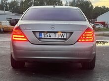 Mercedes-Benz S500 5.5 V8 285kW - W221