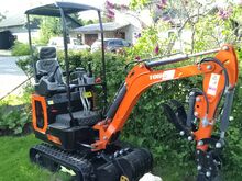 Väike ekskavaator TOHO TH12 Pro