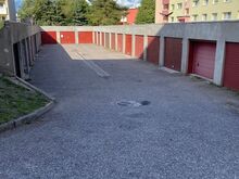 Сдаётся в аренду гаражный бокс в жилом районе Май в Пяр