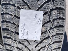 235/45R18 шипованные шины 2 шт.