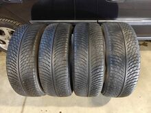 235/55R19 Michelin Alpin Suv