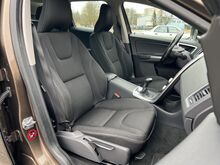 Volvo XC60 2.0 D4 133kw, TOODUD HOLLANDIST