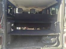 RENAULT TRAFIC III L2 SPORT PASSENGER 8 KOHTA 2.0d