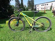 XS-raamiga linna/-maastikuratas